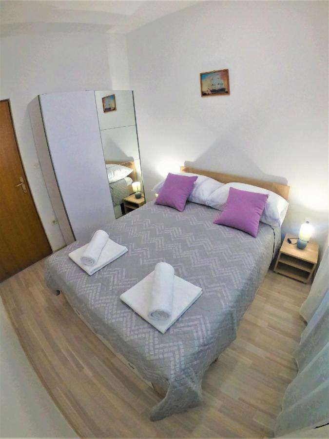 Apartman Tina Ražanac Exteriér fotografie